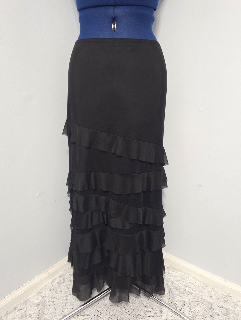 Vintage Y2K Black Ruffle Maxi Skirt Size 2X